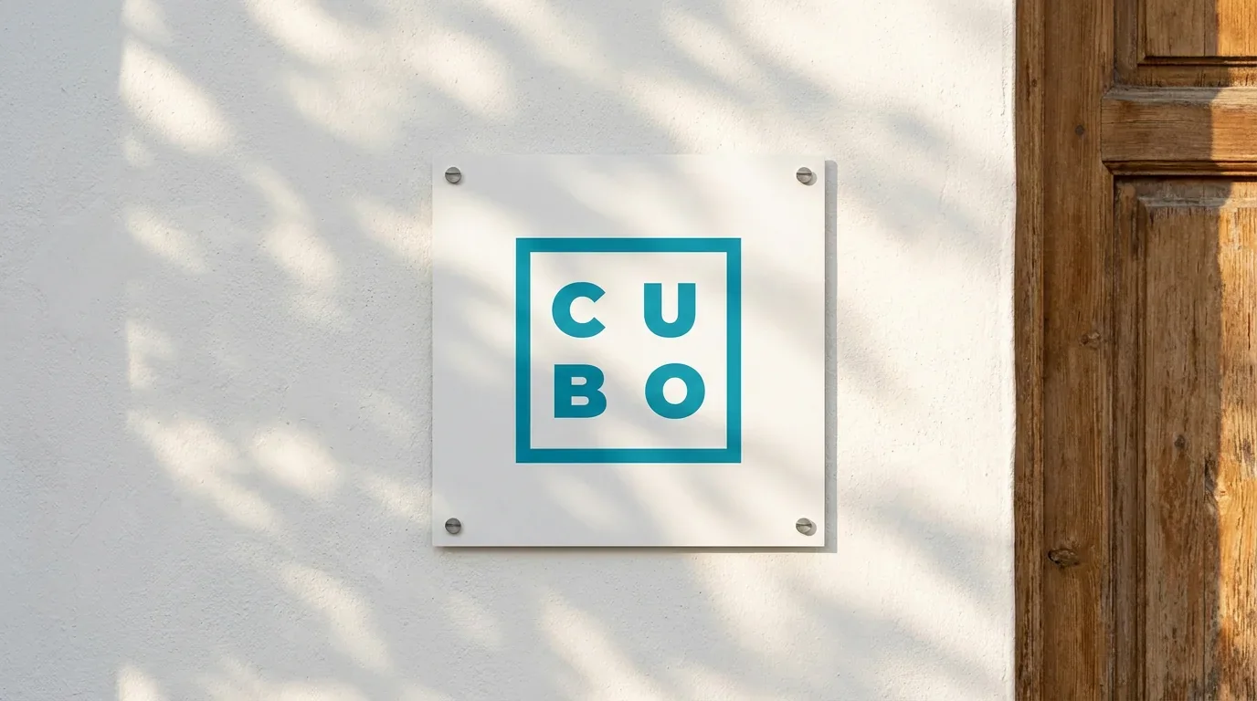 Placa de Cubo en fachada